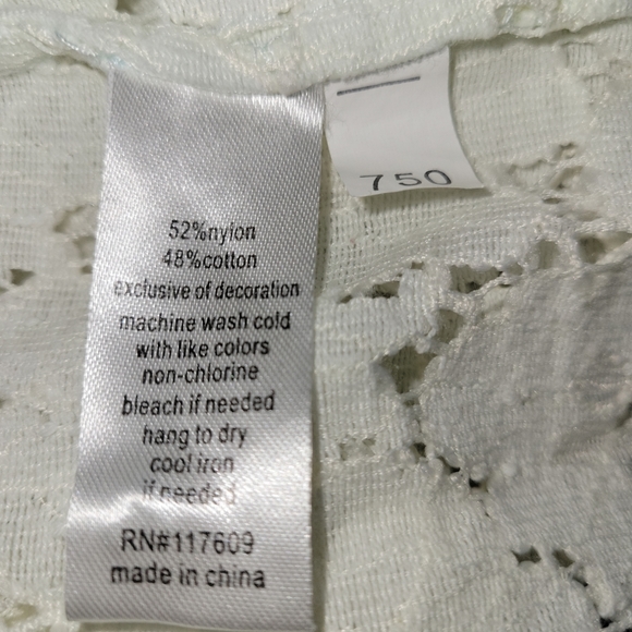 De Collection Embroidery Lace Blouse sz L - Picture 4 of 4